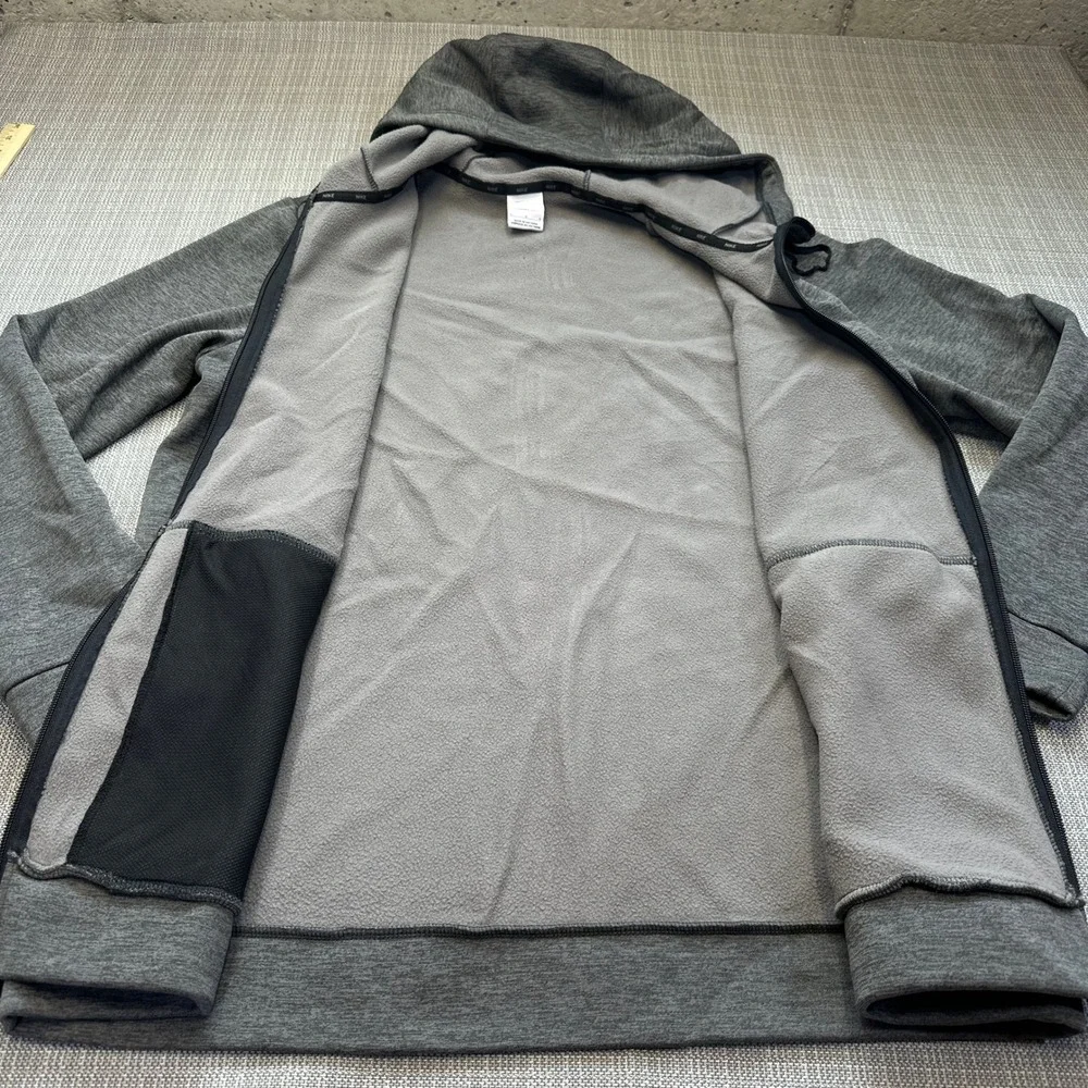 Nike therma fit